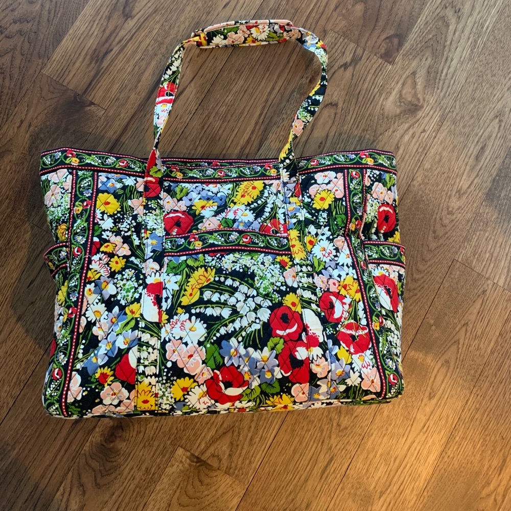 Vera Bradley Duffel / Tote